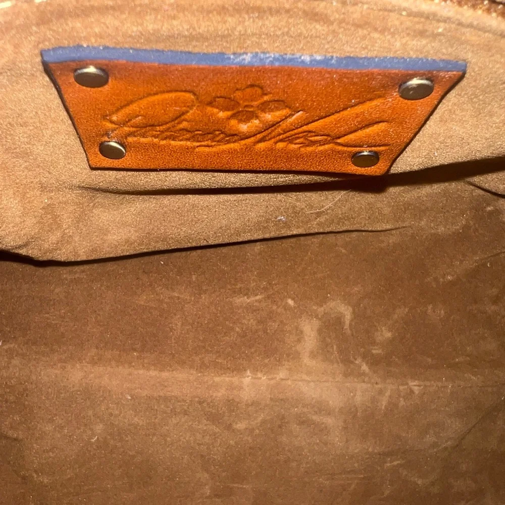 Patricia Nash Burnt Orange Leather Clutch/Crossbody - Picture 9 of 11